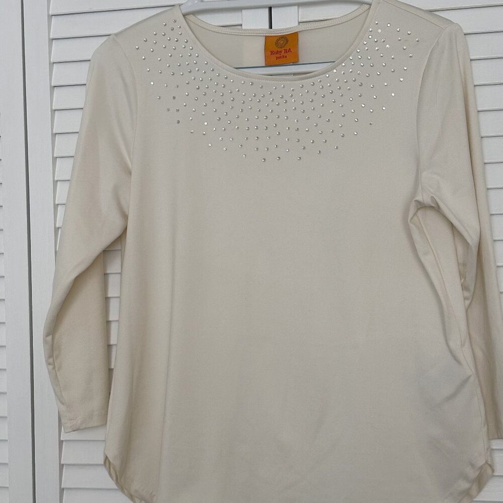 Ruby Ridge, Petite Size Small, New. ( Sale ends 9/1/25 )